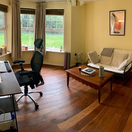 Peaceful Garden View Apt. Close To Central London Exteriör bild